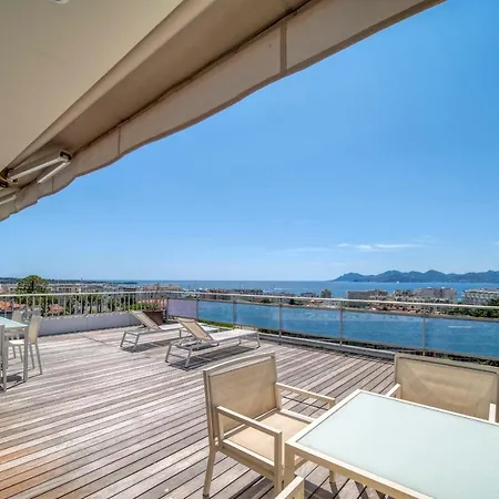 Apartment Ref 1918 - - Sea View Penthouse For Rent